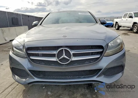 2018 Mercedes-Benz C 300 from USA, damaged, VIN 55SWF4JB2JU247103